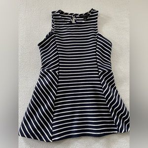 A Pea in the Pod nursing tank top size Small